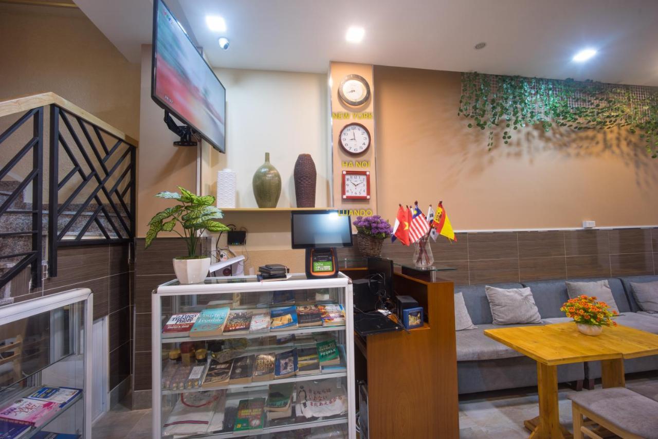 Hostel Language Exchange 1 *
